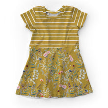 Load image into Gallery viewer, GROW TOGETHER FLORALS - Collection from Popologie - 2-5 day turnaround - Order by 1/2 yard; Description of bases below