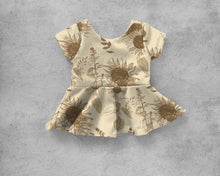 Load image into Gallery viewer, Sunflower Study by Sharon with Popologie - Order by half yard -instructions below on base fabrics